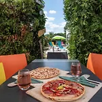 Ibis Budget Strasbourg Sud Illkirch מלון